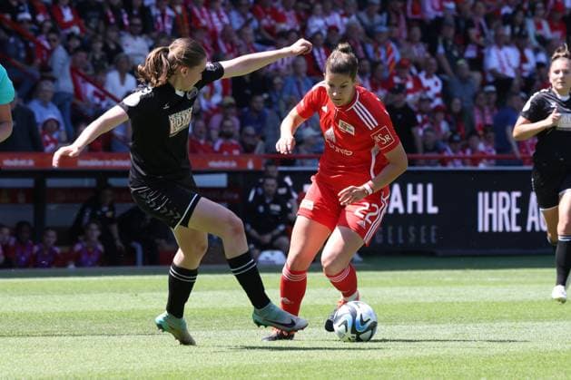DEU, Region, Women, 1 FC Union vs Henstedt Ulzburg, 09 06 2024, Stadion Alte Foersterei, Berlin, DEU, Region, Women, 1 FC Union vs Henstedt Ulzburg, im Bild Anouk Blaschka 1 FC Union Berlin 22 , Liv Rike Fuss Henstedt Ulzburg 21 DFL regulations prohibit any use of Photographs as image sequences and or quasi video Foto Juergen Engler nordphoto GmbH nordphotoxGmbHx xEngler nph00076
