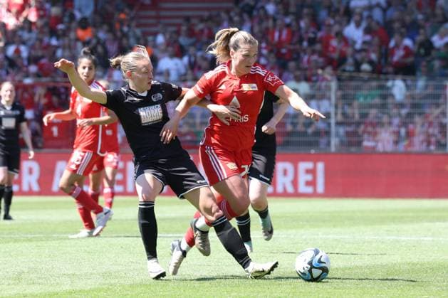 DEU, Region, Women, 1 FC Union vs Henstedt Ulzburg, 09 06 2024, Stadion Alte Foersterei, Berlin, DEU, Region, Women, 1 FC Union vs Henstedt Ulzburg, in the picture Dina Sophia Orschmannin 1 FC Union Berlin 25 , Chiara Pawelec Henstedt Ulzburg 18 DFL regulations prohibit any use of Photographs as image sequences and or quasi video Foto Juergen Engler nordphoto GmbH nordphotoxGmbHx xEngler nph00076