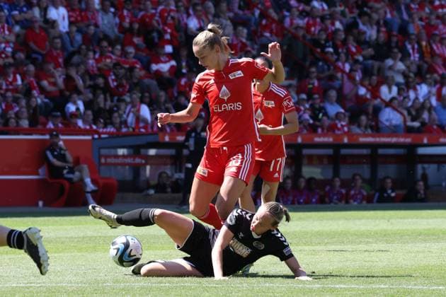 DEU, Region, Women, 1 FC Union vs Henstedt Ulzburg, 09 06 2024, Stadion Alte Foersterei, Berlin, DEU, Region, Women, 1 FC Union vs Henstedt Ulzburg, in the picture Charleen Niesler 1 FC Union Berlin 18 , Friederike Amelie Nagorny Henstedt Ulzburg 24 DFL regulations prohibit any use of Photographs as image sequences and or quasi video Foto Juergen Engler nordphoto GmbH nordphotoxGmbHx xEngler nph00076