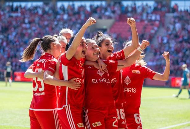 Soccer, Women, Season 2023 2024, Promotion match to 2 Bundesliga first leg , 1 FC Union Berlin SV Henstedt Ulzburg, front from l Katja Orschmann 1 Women 1 FC Union , Athanasia Moraitou 1 Women 1 FC Union , Dina Orschmann 1 Women 1 FC Union , Sarah Abu Sabbah 1 Women 1 FC Union , Cheering after goal to 7 0, 09 06 2024, Copyright: xMatthiasxKochx