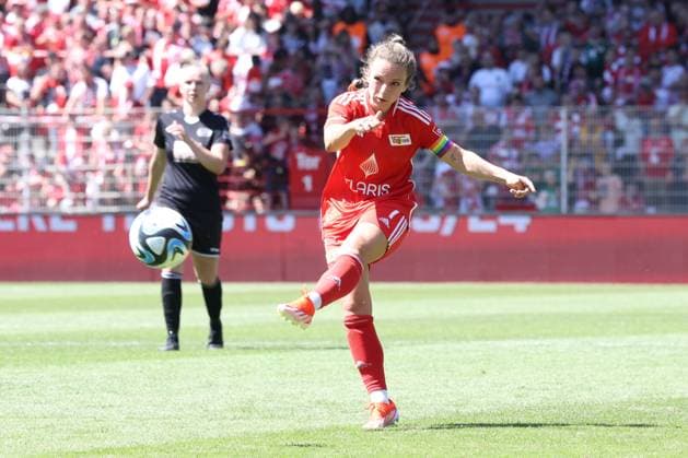 DEU, Region, Frauen, 1 FC Union vs Henstedt Ulzburg, 09 06 2024, Stadion Alte Foersterei, Berlin, DEU, Region, Frauen, 1 FC Union vs Henstedt Ulzburg, im Bild Freilos zum 3 0 durch Lisa Heiseler 1 FC Union Berlin 7 DFL regulations prohibit any use of Photographs as image sequences and or quasi video Foto Juergen Engler nordphoto GmbH nordphotoxGmbHx xEngler nph00076