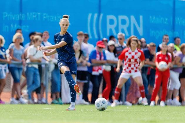 Promotion match 2 Womens Bundesliga 1 FSV Mainz 05 VfL Bochum 1848 Mainz, 09 06 2024 Franziska Wenzel VFL Bochum 1848 Women 15 Promotion match 2 Womens Bundesliga first leg 1 FSV Mainz 05 VfL Bochum 1848 Mainz, 09 06 2024 Promotion match 2 Womens Bundesliga first leg 1 FSV Mainz 05 VfL Bochum 1848 Mainz, 09 06 2024 Copyright: xBEAUTIFULxSPORTS Hahnex