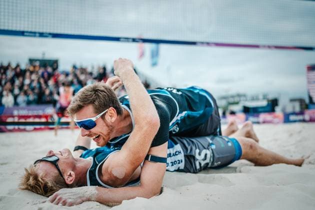 Beach volleyball men German Beach Tour 2024 Tourstop Bremen 09 06 2024 Jonas Reinhardt below and Milan Sievers above win the tournament in Bremen Bremen Waterfront Bremen Germany