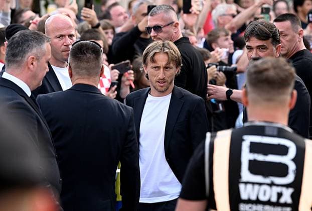 Croatia Squad UEFA EURO, EM, Europameisterschaft,Fussball 2024 Neuruppin Welcome party Luka Modric of Croatia arrive at Croatia national team, Nationalteam UEFA EURO 2024 Welcome party at Neuruppin s school square in Neuruppin, Germany on June 9, 2024. The Croatian Football Federation has chosen the Neuruppin base camp for the Croatia national team during EURO 2024. MarkoxLukunic PIXSELL