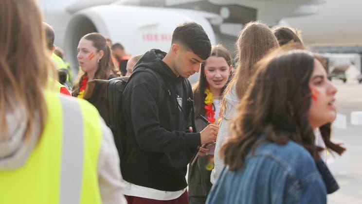 BAU 09 06 2024 Stuttgart European Football Championship Arrival of the Spanish national team at Stuttgart Airport,