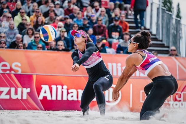 Beach volleyball women German Beach Tour 2024 Tourstop Bremen 09 06 2024 Andressa Cavalcanti Ramalho BRA takes the ball Bremen Waterfront Bremen Germany