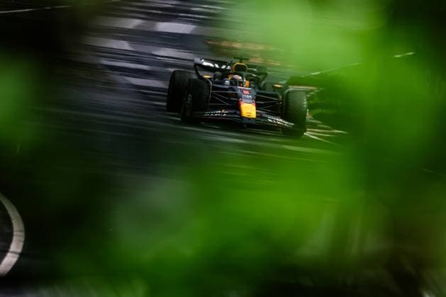 01 VERSTAPPEN Max (nld), Red Bull Racing RB20, action during the Formula 1 AWS Grand Prix du Canada 2024, 9th round of the 2024 Formula One World Championship, WM, Weltmeisterschaft from June 07 to 09, 2024 on the Circuit Gilles Villeneuve, in MontrÃ al, Canada - F1 - CANADIAN GRAND PRIX 2024 DPPI Panoramic  240609_R09_CANADA_DP_FGOO7503