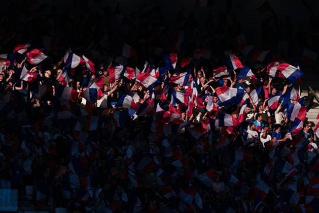 Fans of France during the Friendly match between France and Canada at Matmut Atlantique on June 09, 2024 in Bordeaux, France. ( Photo by federico pestellini panoramic ) - FOOTBALL : France vs Canada - Bordeaux - 09 06 2024 FedericoPestellini Panoramic 