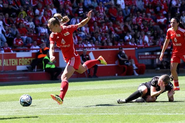 DEU, Region, Women, 1 FC Union vs Henstedt Ulzburg, 09 06 2024, Stadion Alte Foersterei, Berlin, DEU, Region, Women, 1 FC Union vs Henstedt Ulzburg, in the picture Charleen Niesler 1 FC Union Berlin 18 , Chiara Pawelec Henstedt Ulzburg 18 DFL regulations prohibit any use of Photographs as image sequences and or quasi video Foto Juergen Engler nordphoto GmbH nordphotoxGmbHx xEngler nph00076
