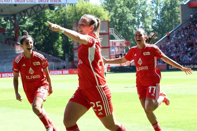 DEU, Region, Women, 1 FC Union vs Henstedt Ulzburg, 09 06 2024, Stadion Alte Foersterei, Berlin, DEU, Region, Women, 1 FC Union vs Henstedt Ulzburg, im Bild 7 0 durch Dina Sophia Orschmannin 1 FC Union Berlin 25 , Sarah Abu Sabbah 1 FC Union Berlin 16 , Athanasia Moraitou 1 FC Union Berlin 77 DFL regulations prohibit any use of Photographs as image sequences and or quasi video Foto Juergen Engler nordphoto GmbH nordphotoxGmbHx xEngler nph00076