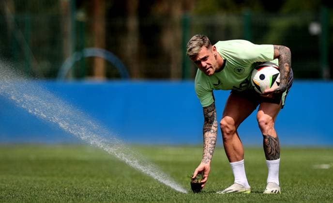 Republic of Ireland Squad Training, Estadio de Sao Miguel, Azores, Portugal 10 6 2024 Sammie Szmodics Sammie Szmodics 10 6 2024  Copyright: x INPHO RyanxByrnex RB1_6466