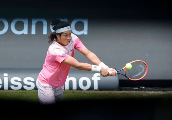 10 06 2024, Boss Open 2024, ATP Tour 250, TC Weissenhof Stuttgart, Tennis, Sport, in the picture Zhizhen Zhang CHN