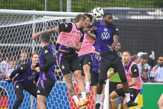 from left Robert Andrich GER , Robin KOCH GER , Antonio Ruediger GER , action,duel public training, German national football team,training camp in Herzogenaurach on 10 06 2024 Â
