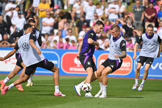 Pascal GROSS GER , action,duel against Toni KROOS GER public training, German national football team,training camp in Herzogenaurach on 10 06 2024 Â