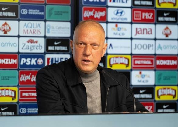 Football, Men, Season 2023 2024, European Championship 2024 in Germany, Training Croatia at Volksparkstadion in Neuruppin, European Championship Ambassador Ivan Klasnic Croatia , 10 06 2024, Copyright: xMatthiasxKochx