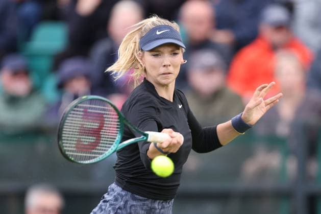 Katie Boulter her 1st round match on Centre Court against Harriet Dart Rothesay Open Nottingham, Day 1, Tennis, Lexus Nottingham Tennis Centre, Nottingham, UK - 10 June 2024  Copyright: xRyanxBrowne Shutterstockx 14523726cn