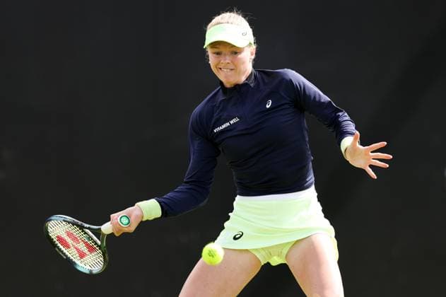 Harriet Dart her 1st round match on Centre Court against Katie Boulter Rothesay Open Nottingham, Day 1, Tennis, Lexus Nottingham Tennis Centre, Nottingham, UK - 10 June 2024  Copyright: xRyanxBrowne Shutterstockx 14523726do