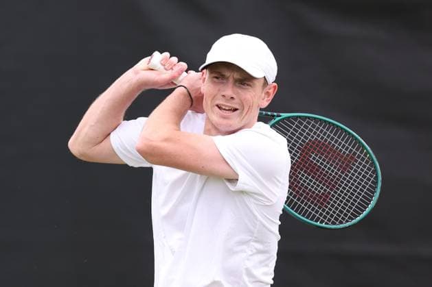 Jack Pinninghton Jones. Rothesay Open Nottingham, Day 1, Tennis, Lexus Nottingham Tennis Centre, Nottingham, UK - 10 June 2024  Copyright: xRyanxBrowne Shutterstockx 14523726ea
