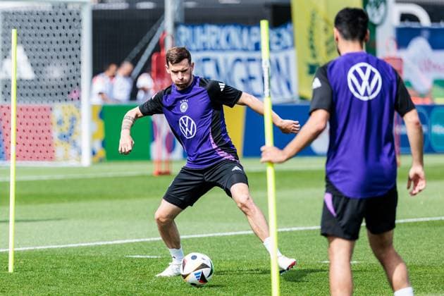Training camp preparation UEFA EURO 2024 Germany 10 06 2024 Pascal Groß Germany, 5 on the ball Training camp preparation UEFA EURO 2024 Germany Public training Adi Dassler Stadium, Herzogenaurach on 10 06 2024 Copyright: xBEAUTIFULxSPORTS Wunderlx