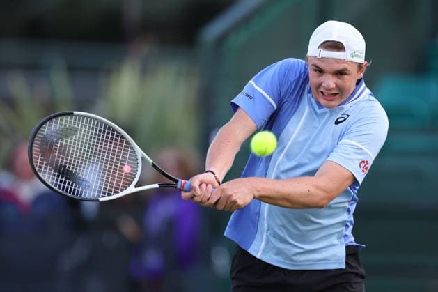 Dominic Stricker during a round of 32 match on Centre Court against Daniel Evans Rothesay Open Nottingham, Day 1, Tennis, Lexus Nottingham Tennis Centre, Nottingham, UK - 10 June 2024  Copyright: xRyanxBrowne Shutterstockx 14523726gb