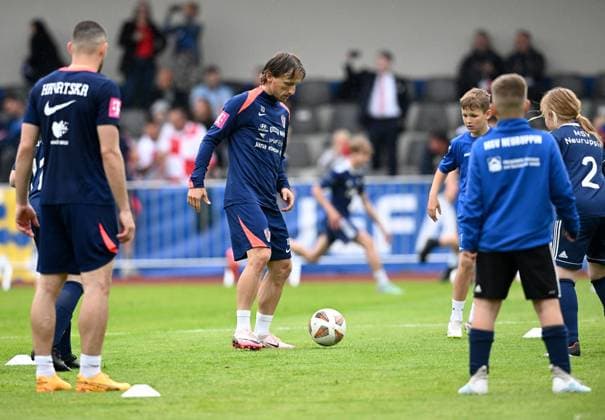 Croatia national team, Nationalteam Training Session Luka Modric of Croatia is pictured during a training session at UEFA EURO, EM, Europameisterschaft,Fussball 2024 Croatia base camp in Neuruppin, Germany on June 10, 2024. MarkoxLukunic PIXSELL