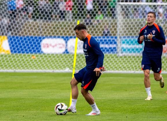 Football, Men, Season 2023 2024, European Championship 2024 in Germany, Training Croatia at Volksparkstadion in Neuruppin, Josip Juranovic Croatia , 10 06 2024, Copyright: xMatthiasxKochx