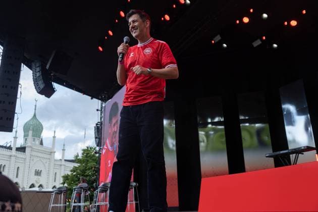 Danish stand-up comedian Anders Fjelsted on the stage in Tivoli in Copenhagen Monday June, 10, 2024. DBU, TV2 and Tivoli send the Danish men s national football team off to the UEFA EURO, EM, Europameisterschaft,Fussball 2024 with a live show from Tivoli in Copenhagen Copenhagen Tivoli Denmark Copyright: xKristianxTuxenxLadegaardxBergx 2E6A3652