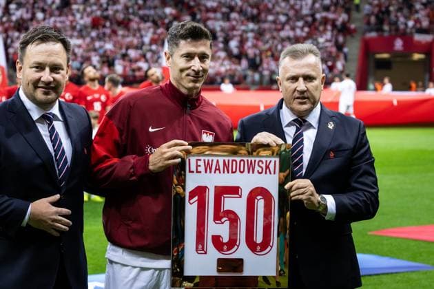 June 10, 2024, Warsaw, Mazovian Province, Poland: Poland strikers Robert Lewandowski (center) , the president of the Polish Football Association (PZPN) Cezary Kulesza (right) , General secretary of the Polish Football Association (PZPN) Lukasz Wachowski (left) are holding a symbolic poster with the number 150 to celebrate Robert Lewandowski s 150th match for the Polish national team, Nationalteam before International Friendly, Länderspiel, Nationalmannschaft soccer match between Poland and Turkey at the national stadium in Warsaw. Warsaw Poland - ZUMAj175 0556347163st Copyright: xMaciekxJazwieckix
