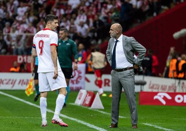 June 10, 2024, Warsaw, Mazovian Province, Poland: Robert Lewandowski (left) and coach of the Polish national team, Nationalteam Michal Probierz (right) during the International Friendly, Länderspiel, Nationalmannschaft soccer match between Poland and Turkey at the national stadium in Warsaw. Warsaw Poland - ZUMAj175 0556347191st Copyright: xMaciekxJazwieckix