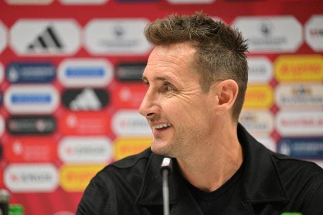 11 06 2024 1 FC Nürnberg Nuernberg FCN Club Media event Press conference Presentation of new coach Head coach xwoxzix Miroslav Klose Coach 1 FC Nürnberg FCN happy