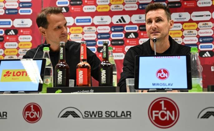 11 06 2024 1 FC Nürnberg Nuernberg FCN Club Media event Press conference Presentation of new coach Head coach xwoxzix Joti Chatzialexiou Board Sports 1 FC Nürnberg FCN Miroslav Klose Coach 1 FC Nürnberg FCN