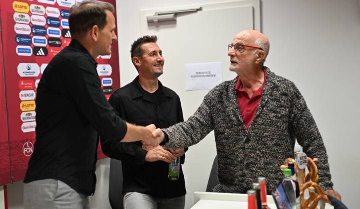 11 06 2024 1 FC Nürnberg Nuernberg FCN Club Media event Press conference Presentation of new coach Head coach xwoxzix Joti Chatzialexiou Board of Directors Sports 1 FC Nürnberg FCN Miroslav Klose Coach 1 FC Nürnberg FCN Günther Koch Former member of the Supervisory Board 1 FC Nürnberg FCN