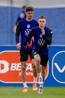 Football national team, training on 11 06 2024 in Herzogenaurach Germanys Kai Havertz l and Germanys Florian Wirtz complete strengthening exercises Important note In accordance with FIFA or UEFA regulations, it is prohibited to use or have used photographs taken in the stadium and or of the match in the form of sequential images and or video-like photo series Foto Kirchner Media DI Copyright: xKirchner-Media DIx