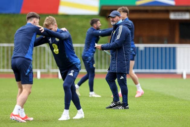 Scotland coach Coach Steve Clarke during the training session Scotland Training Session and press conference, PK, Pressekonferenz UEFA European Championship, EM, Europameisterschaft 2024, Group A Football, Stadion am Groben, Garmisch-Partenkirchen, Germany, 11 Jun 2024 EDITORIAL USE ONLY No use with unauthorised audio, video, data, fixture lists, club league logos or live services. Online in-match use limited to 120 images, no video emulation. No use in betting, games or single club league player publications.  Copyright: xPaulxCurrie Shutterstockx 14523736ae