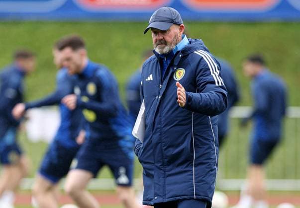 Scotland coach Coach Steve Clarke during the training session Scotland Training Session and press conference, PK, Pressekonferenz UEFA European Championship, EM, Europameisterschaft 2024, Group A Football, Stadion am Groben, Garmisch-Partenkirchen, Germany, 11 Jun 2024 EDITORIAL USE ONLY No use with unauthorised audio, video, data, fixture lists, club league logos or live services. Online in-match use limited to 120 images, no video emulation. No use in betting, games or single club league player publications.  Copyright: xPaulxCurrie Shutterstockx 14523736af