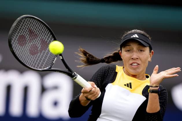 Tennis, WTA-Turnier in s Hertogenbosch ROSMALEN - Jessica Pegula (USA) in action against Aliaksandra Sasnovich (BLR) on the fourth day of the Libema Open tennis tournament in Rosmalen. ANP SANDER KONING xVIxANPxSportx xxANPxIVx 500849459 originalFilename: 500849459.jpg
