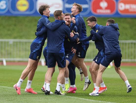 Anthony Ralston of Scotland and team mates during the training session Scotland Training Session and press conference, PK, Pressekonferenz UEFA European Championship, EM, Europameisterschaft 2024, Group A Football, Stadion am Groben, Garmisch-Partenkirchen, Germany, 11 Jun 2024 EDITORIAL USE ONLY No use with unauthorised audio, video, data, fixture lists, club league logos or live services. Online in-match use limited to 120 images, no video emulation. No use in betting, games or single club league player publications.  Copyright: xPaulxCurrie Shutterstockx 14523736bx