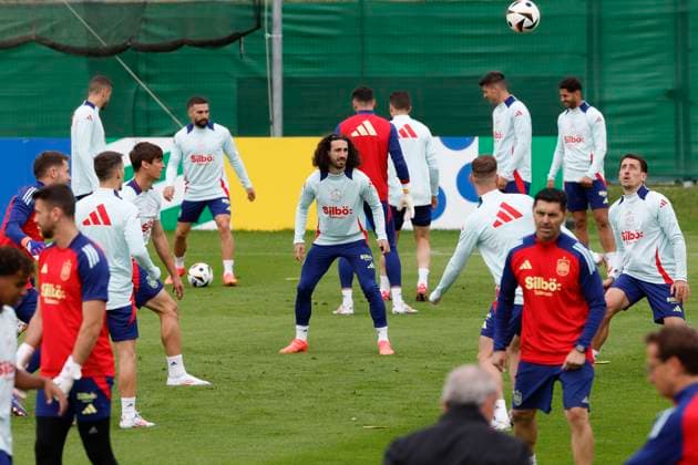 Spanish national team, Nationalteam defender Marc Cucurella (C) participates in a training session at the SV Aasen Sports Center, in the town of Donaueschingen, Germany, 11 June 2024. Spain will face Croatia in their Euro 2024 soccer match at Olympiastadion stadium, in Berlin, on 15 June. Spain training session in Germany !ACHTUNG: NUR REDAKTIONELLE NUTZUNG!  Copyright: xJ.J.xGuillenx GRAF8601 20240611-55013837612_1