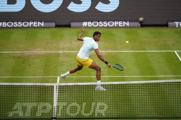 BOSS Open ATP 250 2024 Stuttgart, 11 06 2024 Giovanni Mpetshi Perricard FRA, France BOSS Open 2024, ATP 250, TC Weissenhof grounds on 10 06 2024, Stuttgart Copyright: xBEAUTIFULxSPORTSx Pajonkx