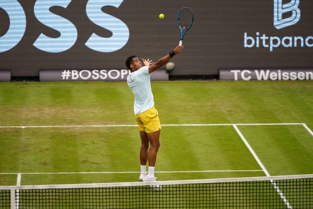 BOSS Open ATP 250 2024 Stuttgart, 11 06 2024 Giovanni Mpetshi Perricard FRA, France BOSS Open 2024, ATP 250, TC Weissenhof grounds on 10 06 2024, Stuttgart Copyright: xBEAUTIFULxSPORTSx Pajonkx