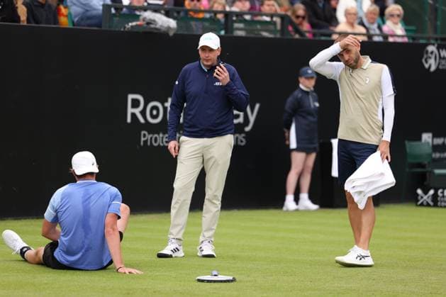 Dominic Stricker receives treatment after being hit with a ball from Daniel Evans during a round of 32 match Rothesay Open Nottingham, Day 2, Tennis, Lexus Nottingham Tennis Centre, Nottingham, UK - 11 June 2024  Copyright: xRyanxBrowne Shutterstockx 14523727ch