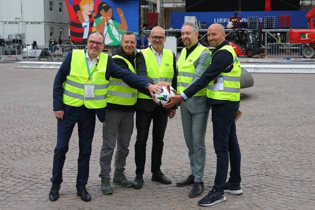 Tour Fanzone Augustusplatz Leipzig UEFA EURO 2024 Leipzig, 11 06 2024, Augustusplatz, UEFA EURO 2024, Tour Fanzone EURO Festival 2024 In the picture leading organizers UEFA EURO 2024 Festival, Martin Buhl Wagner, Managing Director Leipziger Messe GmbH left and Stefan Schedler, Overall Project Manager UEFA EURO 2024 for the Host City Leipzig 2 f r ,