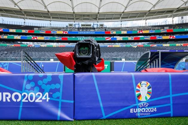 Stadium Open Media Day Arena Frankfurt, 11 06 2024 TV camera at the halfway line in front of the players tunnel UEFA Euro 2024 Logo Stadium Open Media Day Arena Frankfurt, 11 06 2024 Copyright: xBEAUTIFULxSPORTS Hahnex