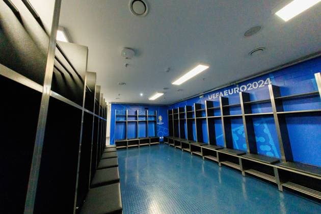 Stadium Open Media Day Arena Frankfurt, 11 06 2024 View of the changing room in blue Uefa blue Stadium Open Media Day Arena Frankfurt, 11 06 2024 Copyright: xBEAUTIFULxSPORTS Hahnex