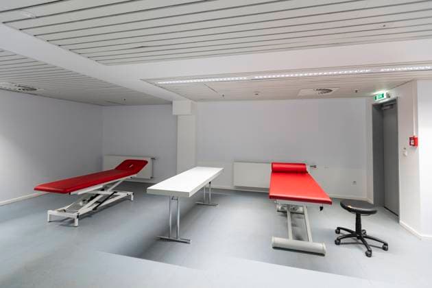 Stadium Open Media Day Arena Düsseldorf, 11 06 2024 Treatment room with massage tables Stadium Open Media Day at the Arena Düsseldorf in Düsseldorf, on 11 06 2024 Copyright: xBEAUTIFULxSPORTS Meuselx