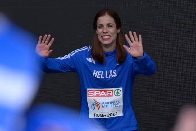 Leichtathletik, EM in Rom, Stabhochsprung der Frauen, Siegerehrung Silver medallist, Aikaterini Stefanidi of Team Greece poses for a photo during the medal ceremony for the Women s Pole Vault Final during the 26th edition of Rome 2024 European Athletics Championships at the Olympic Stadium in Rome, Italy - Tuesday, June 11, 2024 - Athletics  Copyright: xFabrizioxCorradetti LaPressex