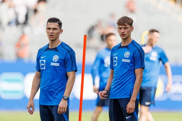 Public training session, Slovakia, Mainz, 11 06 2024 ubomír Tupta Slovakia 10 Tomáö Rigo Slovakia 5 Public training session of the Slovakia national team at the Bruchweg Stadium on the Wolfgang Frank Campus, Mainz, 11 06 2024 Copyright: xBEAUTIFULxSPORTS Hahnex