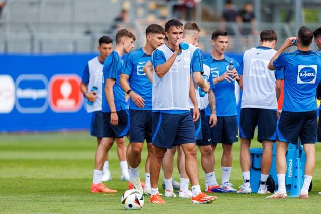 Public training, Slovakia, Mainz, 11 06 2024 David Strelec Slovakia 18 Public training of the national team of Slovakia in the Bruchweg Stadium on the Wolfgang Frank Campus, Mainz, 11 06 2024 Copyright: xBEAUTIFULxSPORTS Hahnex