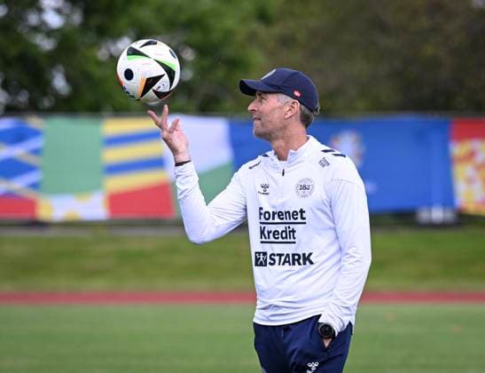 Football International EURO 2024 11 06 2024 Training Team Denmark in Freudenstadt Coach Kasper Hjulmand with ball