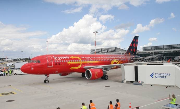 Stuttgart , Arrival Belgium , the Belgian national soccer team lands at Stuttgart airport ,